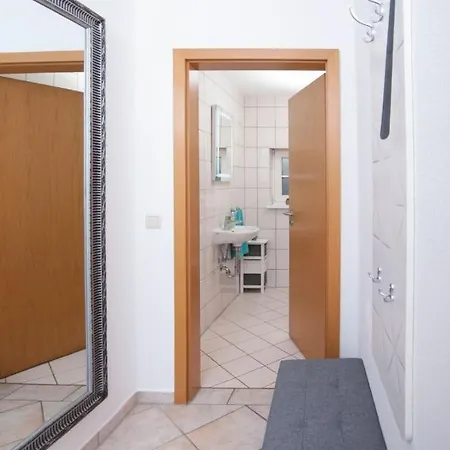Holiday home Haus Mit 110qm Und Garten 150m Zum Wasser *