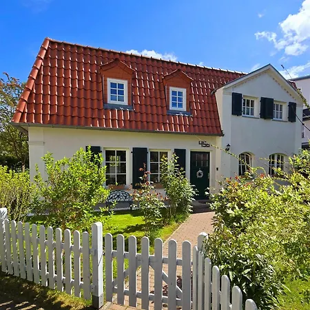 Haus Mit 110qm Und Garten 150m Zum Wasser Stralsund
