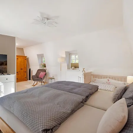 別荘 Haus Mit 110qm Und Garten 150m Zum Wasser